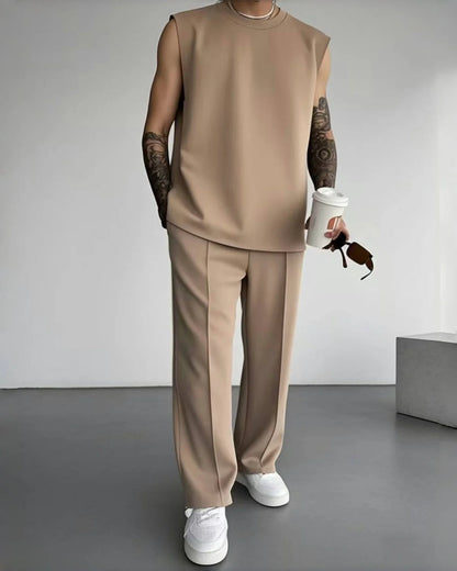 Sleeveless Sports Suit